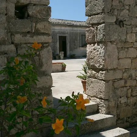 Affittacamere Tenuta Cancaleo *