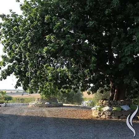 Tenuta Cancaleo Affittacamere *